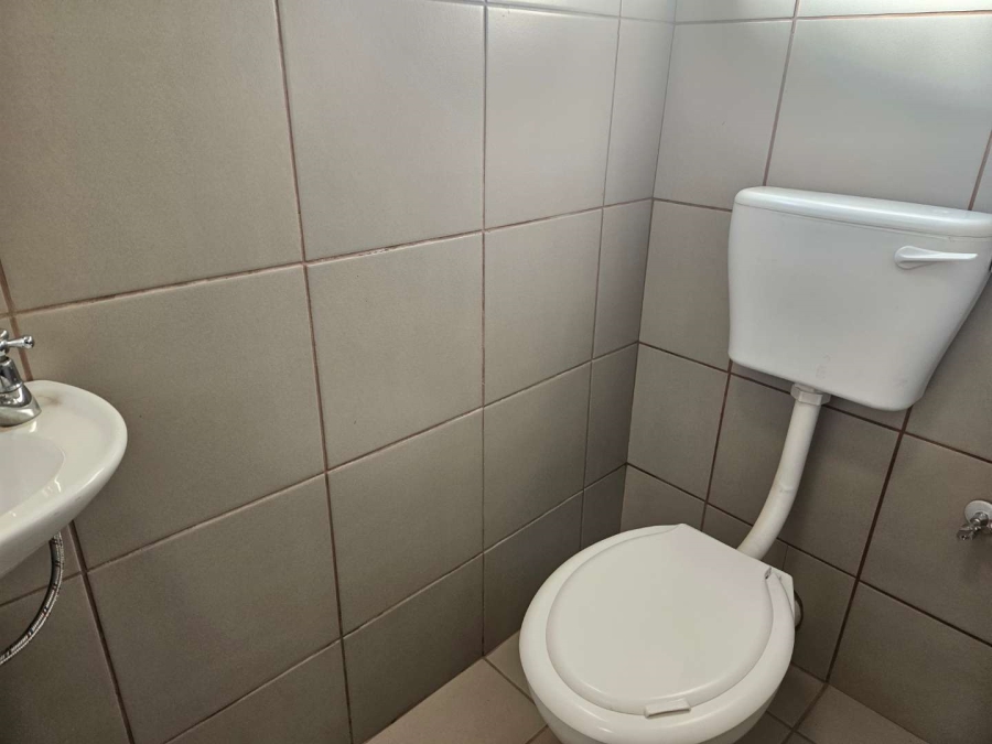 To Let 1 Bedroom Property for Rent in Monument Heights Northern Cape
